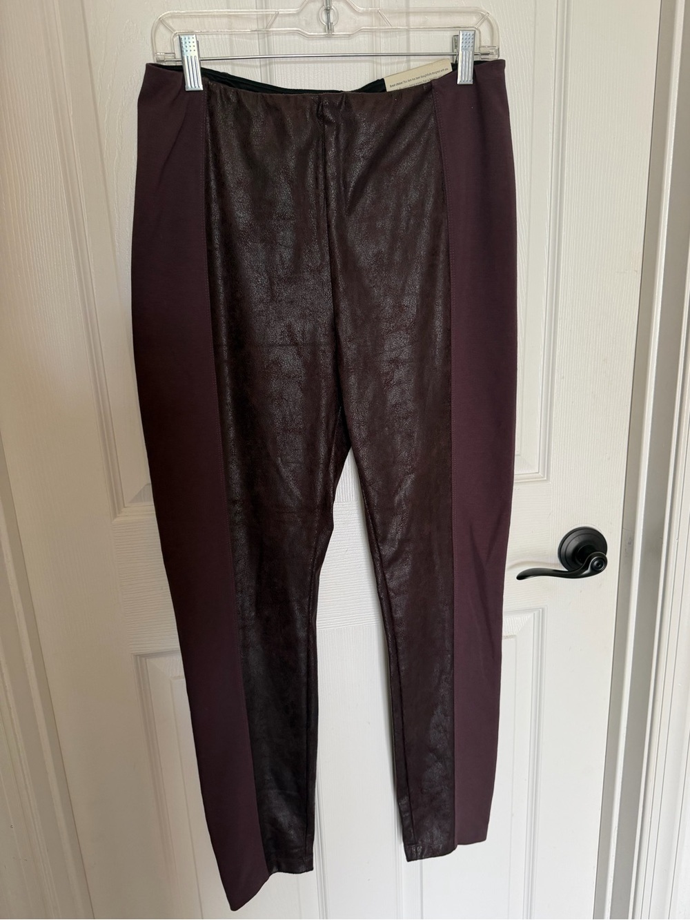 Soft Surroundings Mixed Media Faux Leather Ankle Leggings deep plum/burgundy M - Picture 2 of 8